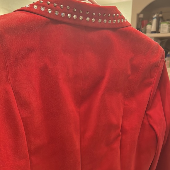 RED SUEDE JEWELED JACKET. Swarovski crystals & Nail heads cascade front & collar - Picture 4 of 8